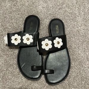 MK sandals great for the summer